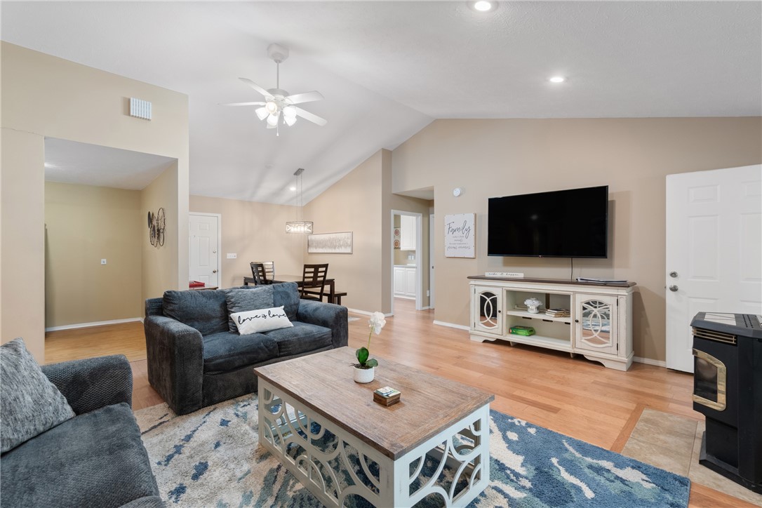 Unit 3 Holiday Island - Residential