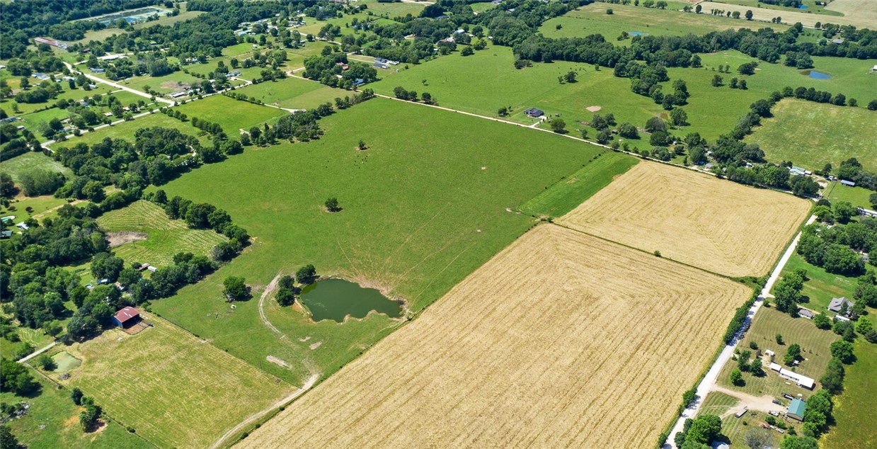 Pea Ridge - Land