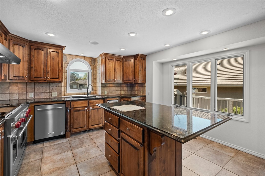 Champions Patio Homes Rogers - Residential Lease