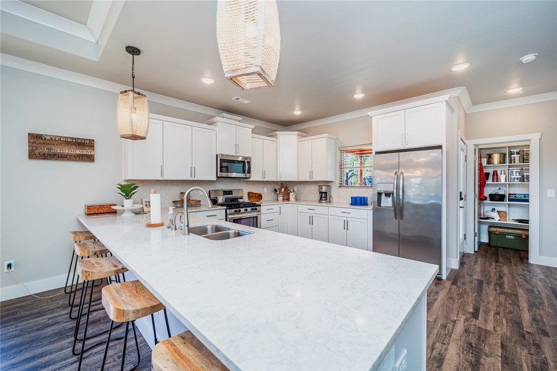 Riverside At Shady Grove - Residential