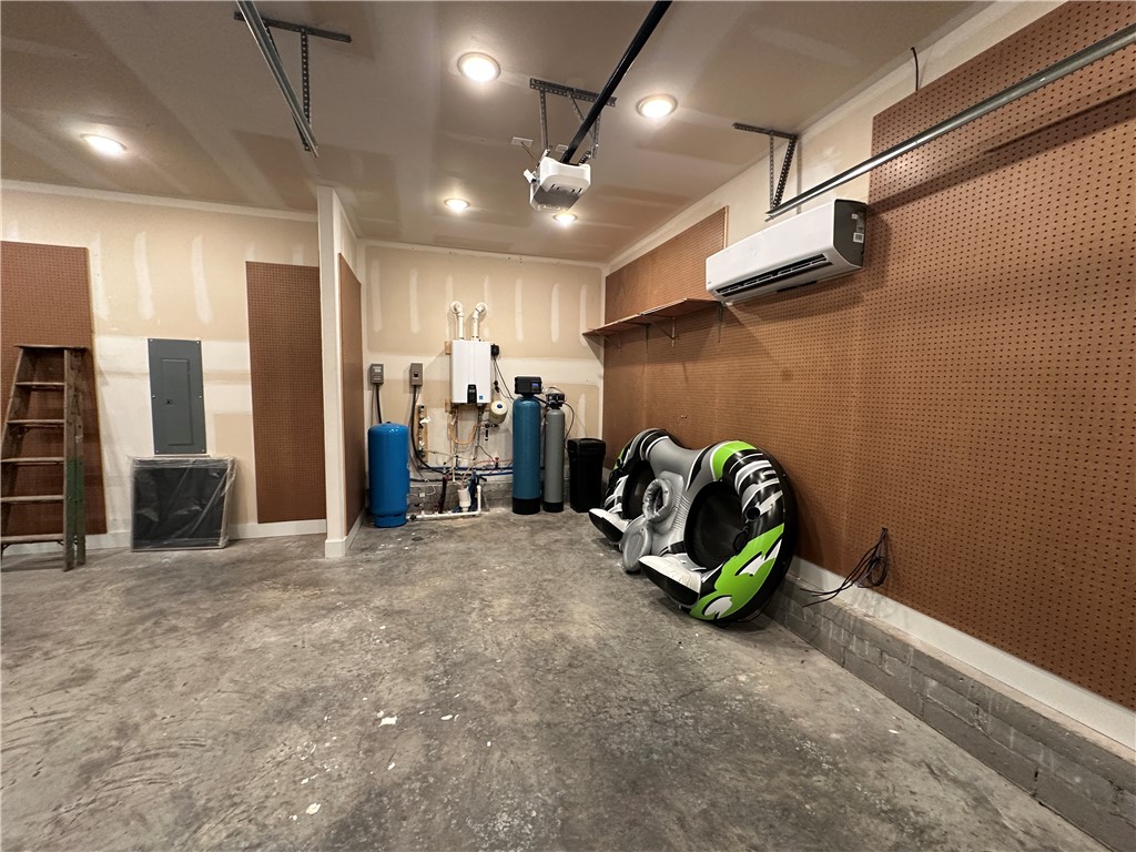 Riverside At Shady Grove - Residential