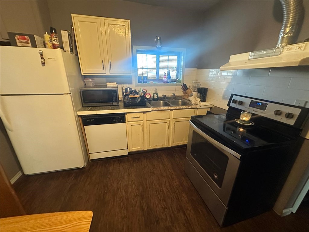 Robertson Add Rogers - Residential