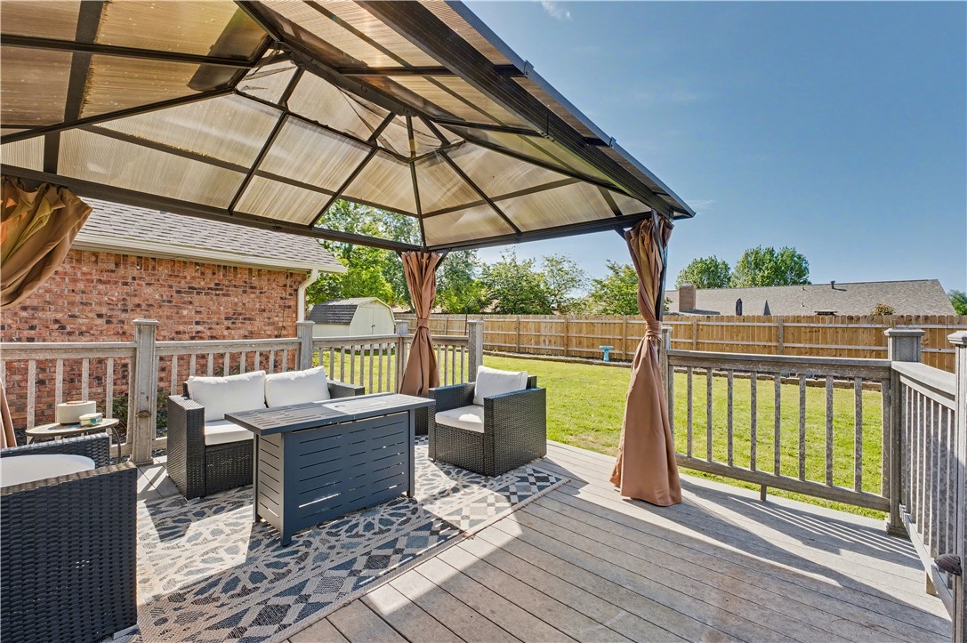 Chateau Terrace Unit 1 Ph 3 Rogers - Residential