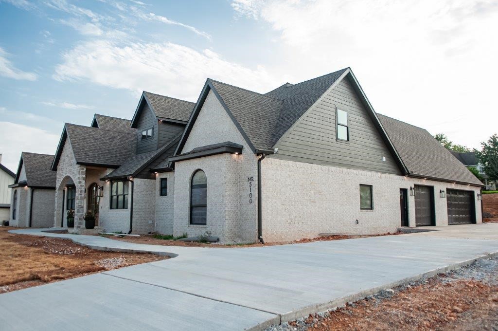 Haxton Estates Rogers - Residential