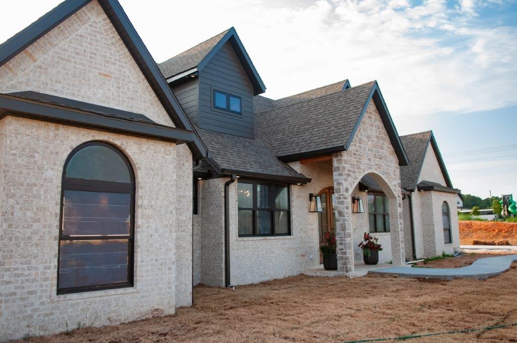 Haxton Estates Rogers - Residential