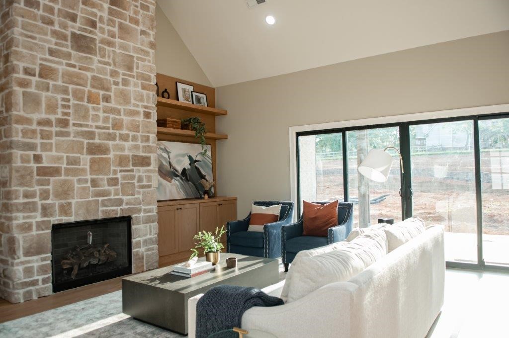 Haxton Estates Rogers - Residential