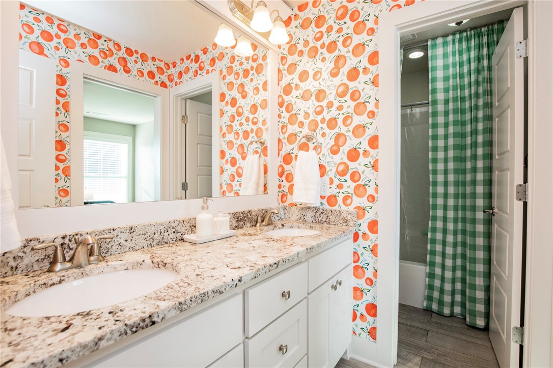 Hyde Park Cave Spgs - Residential