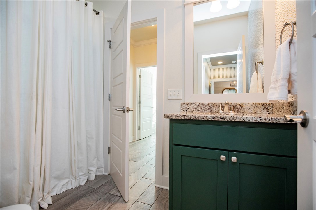 Hyde Park Cave Spgs - Residential