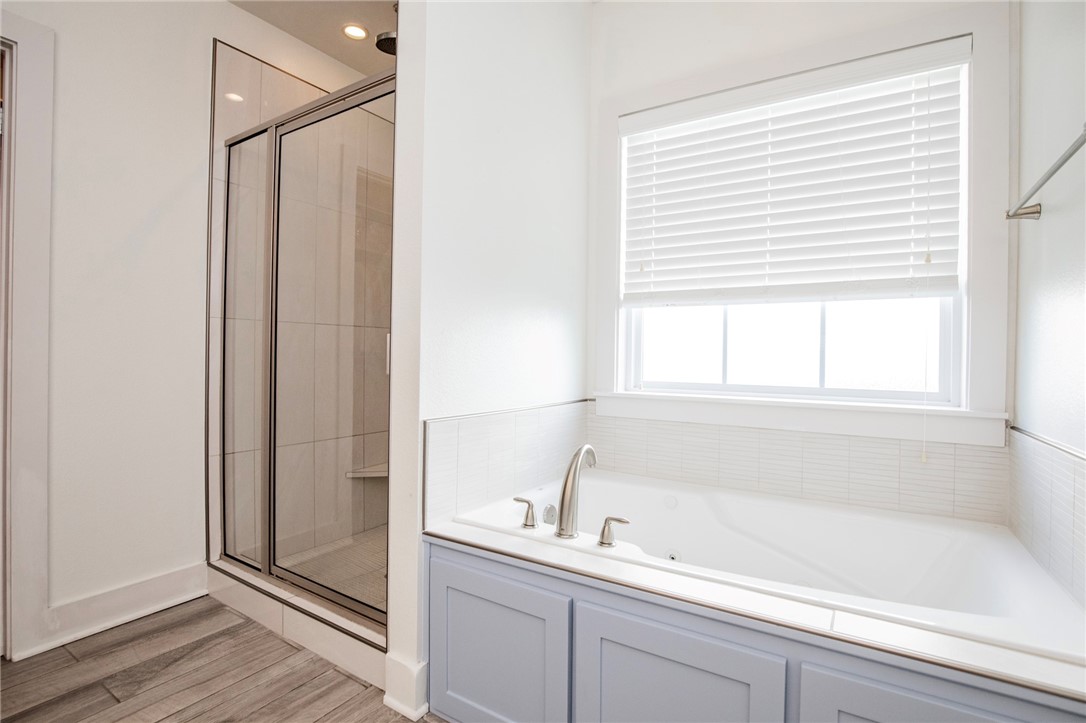 Hyde Park Cave Spgs - Residential