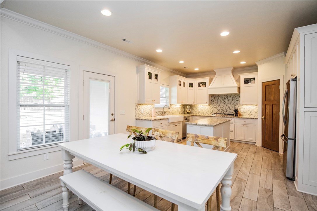 Hyde Park Cave Spgs - Residential