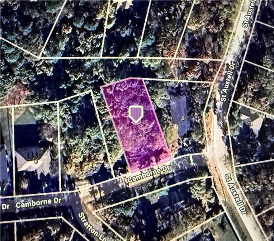 Great opportunity to own a beautiful lot on Camborne Drive in Bella Vista! Enjoy a peaceful setting surrounded by the natural beauty of the Ozarks, with ample space to build your dream home, vacation escape, or investment property. Ideally located near bike trails, golf courses, lakes, and all of Bella Vista’s top amenities, this lot offers the perfect balance of recreation and relaxation. Don’t miss your chance to make it yours!