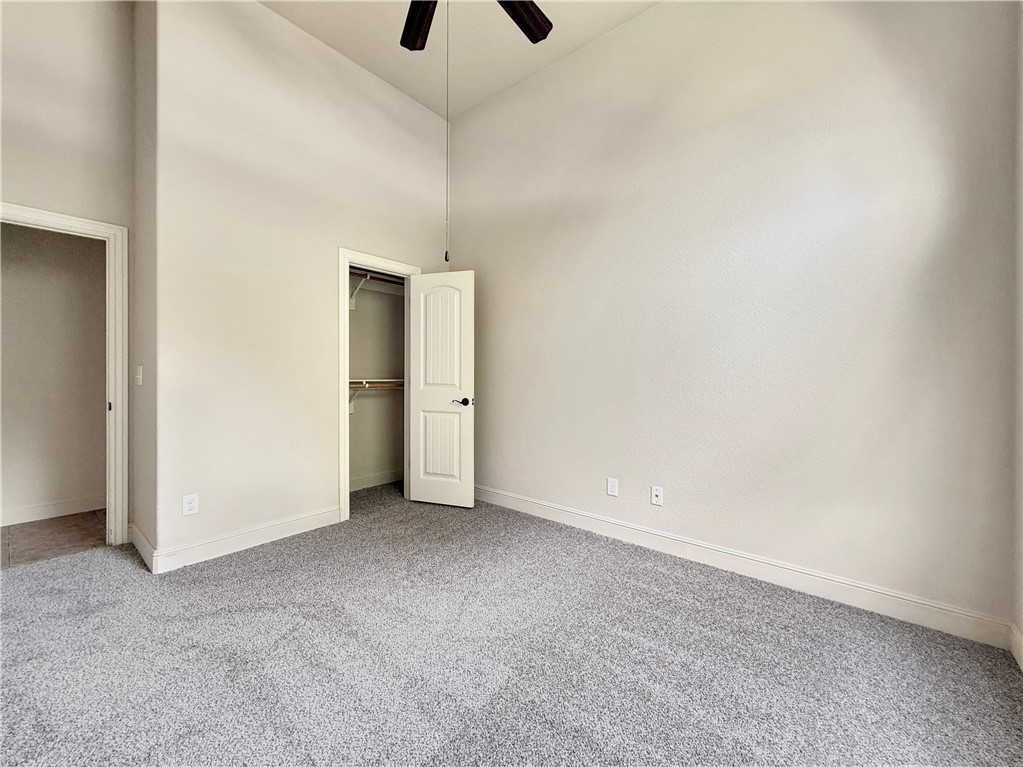 Laurynwood Estates - Residential