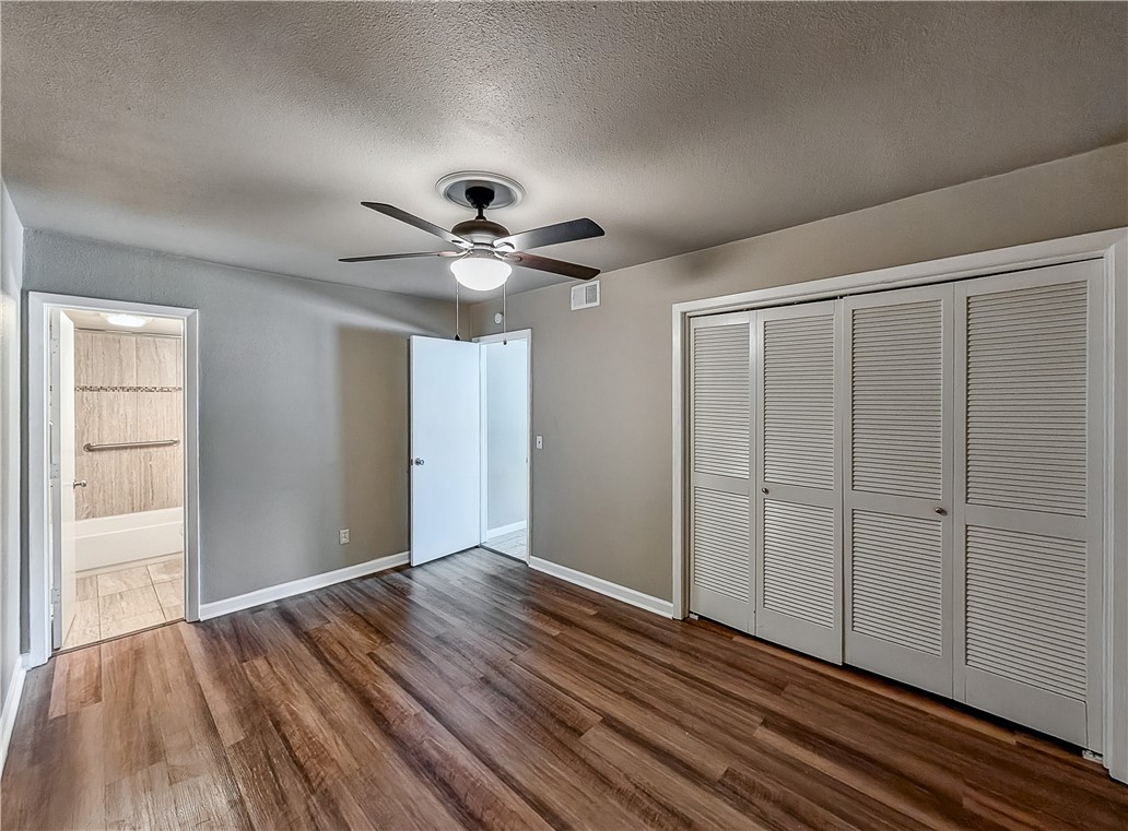 Townhouse Tct 3 A/K/A Drake Court Bvv - Residential