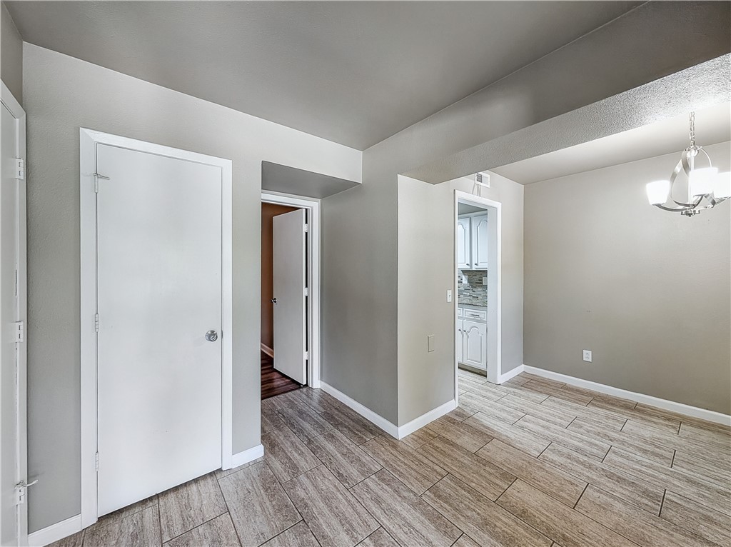 Townhouse Tct 3 A/K/A Drake Court Bvv - Residential