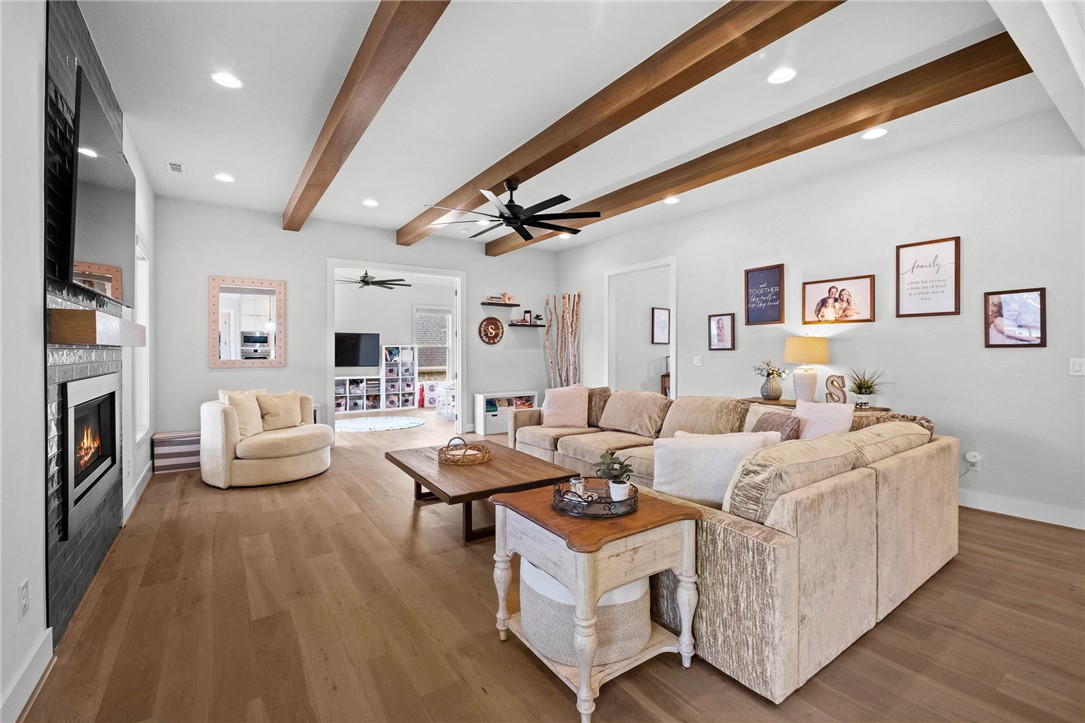 Shadow Valley - Residential