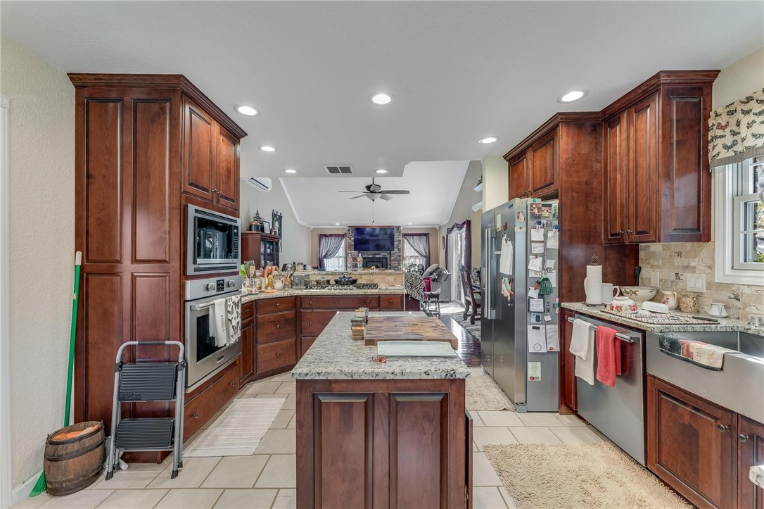 33-19-33-RURAL - Residential