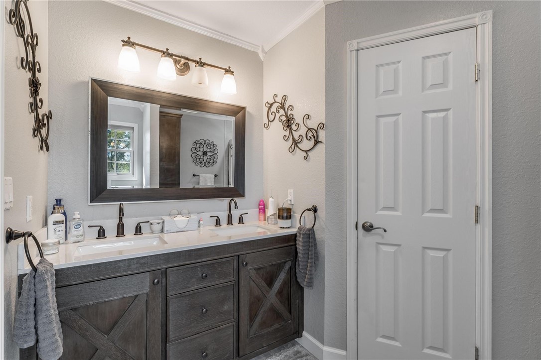 33-19-33-RURAL - Residential