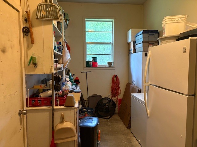 Pine Crest Hill - Residential