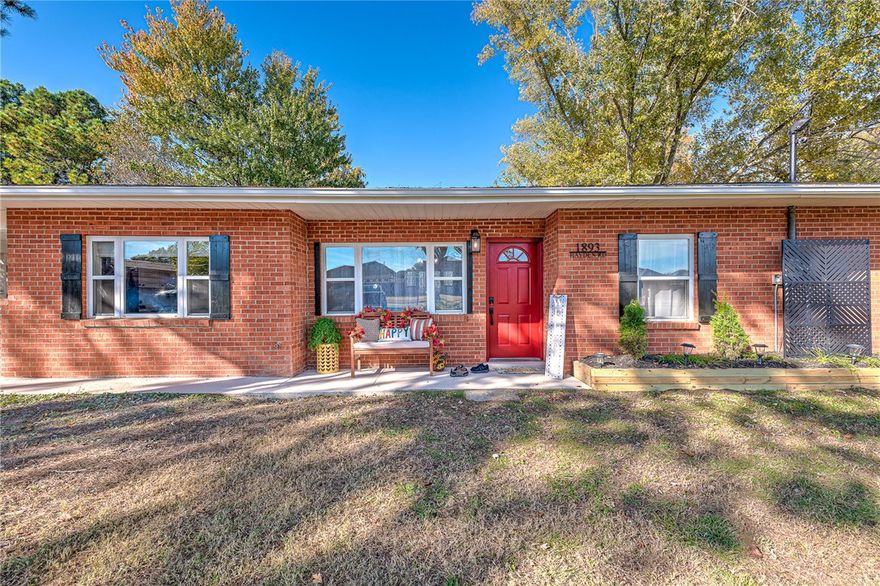 Step into this beautifully updated 3-bedroom, 2-bath home that blends modern comfort with classic charm. Recently remodeled from top to bottom, this property is move-in ready and full of possibilities.
Located just minutes from local schools, it’s an ideal starter home for anyone looking for convenience and community. For investors, the layout and location make it a fantastic opportunity for a short-term rental or Airbnb.
Highlights:
• Fully remodeled interior with fresh finishes including NEW ROOF
• 3 spacious bedrooms and 2 updated bathrooms
• Bright, inviting living spaces
• Excellent proximity to schools, shopping, and amenities
• Strong potential as an income producing property

***Can purchase fully furnished***

Whether you're searching for your first home or your next investment, this one checks all the boxes.