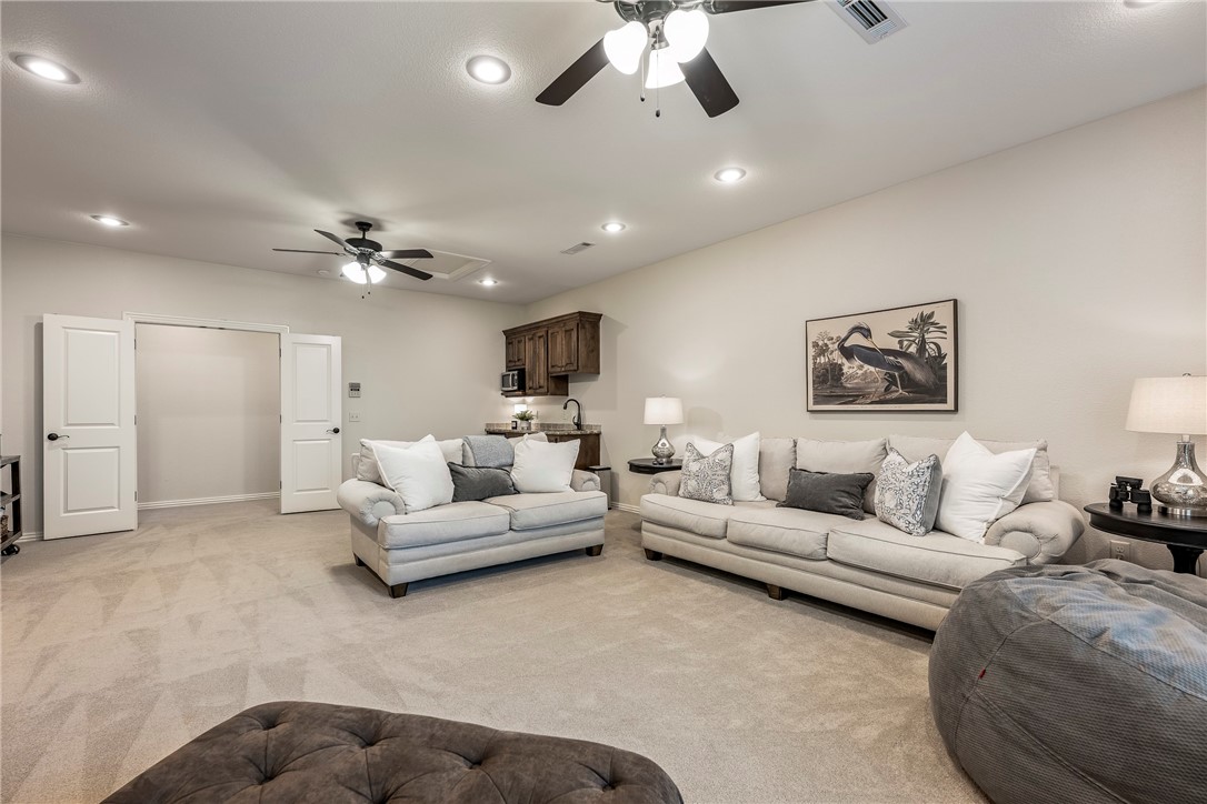 Peaks Ph Iii, The Rogers - Residential