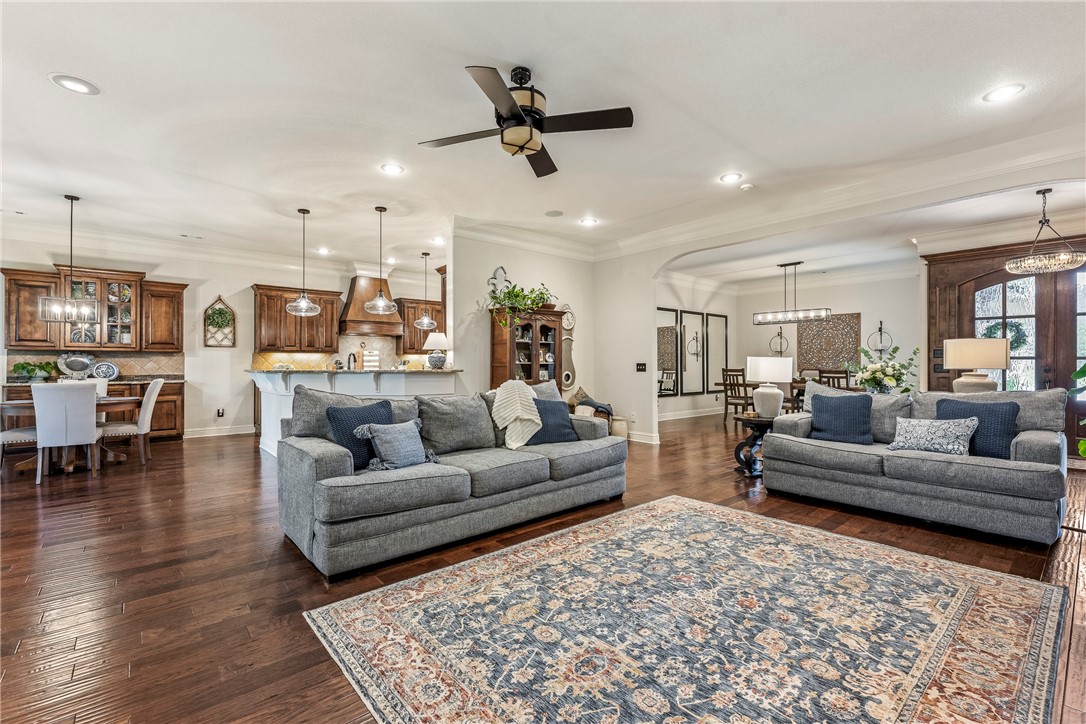 Peaks Ph Iii, The Rogers - Residential