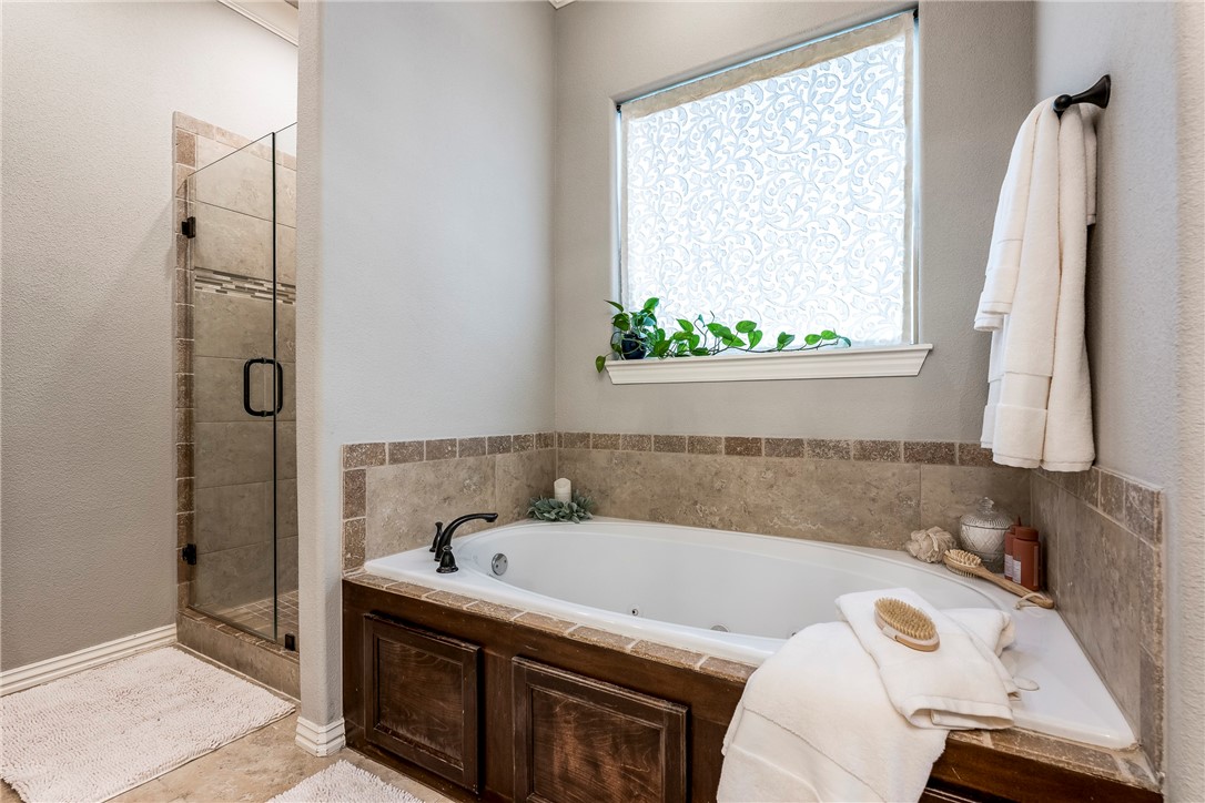 Peaks Ph Iii, The Rogers - Residential