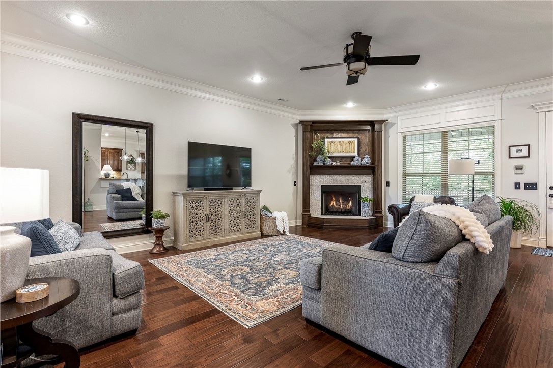 Peaks Ph Iii, The Rogers - Residential