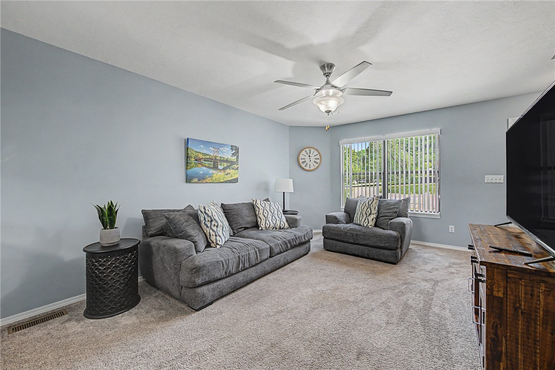 Unit 10 Holiday Island - Residential