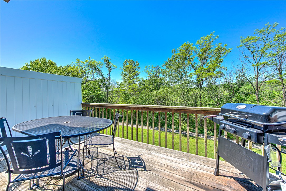 Unit 10 Holiday Island - Residential