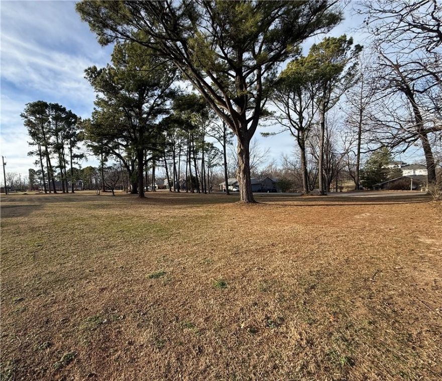 Build your dream home on this spacious 0.68± acre cul-de-sac lot in Rogers. Enjoy a peaceful neighborhood setting while being just minutes from Pinnacle Hills shopping, dining, and medical services. The lot is level, open, and partially wooded, with public water at the street and soil test available. Rare opportunity to combine privacy, convenience, and location.