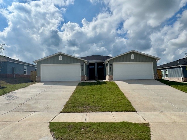 WOODWARD PARK PH II-HIGHFILL - Residential Lease