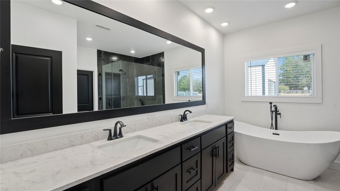 Farmington Outlots - Residential