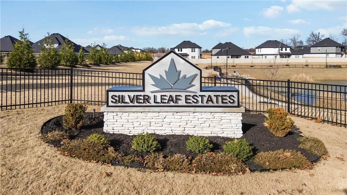 Silver Leaf Estates Ph I Centerton - Residential