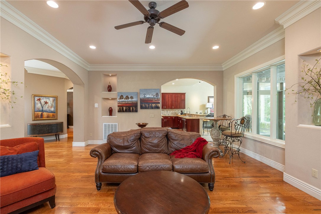 Knolls - Residential