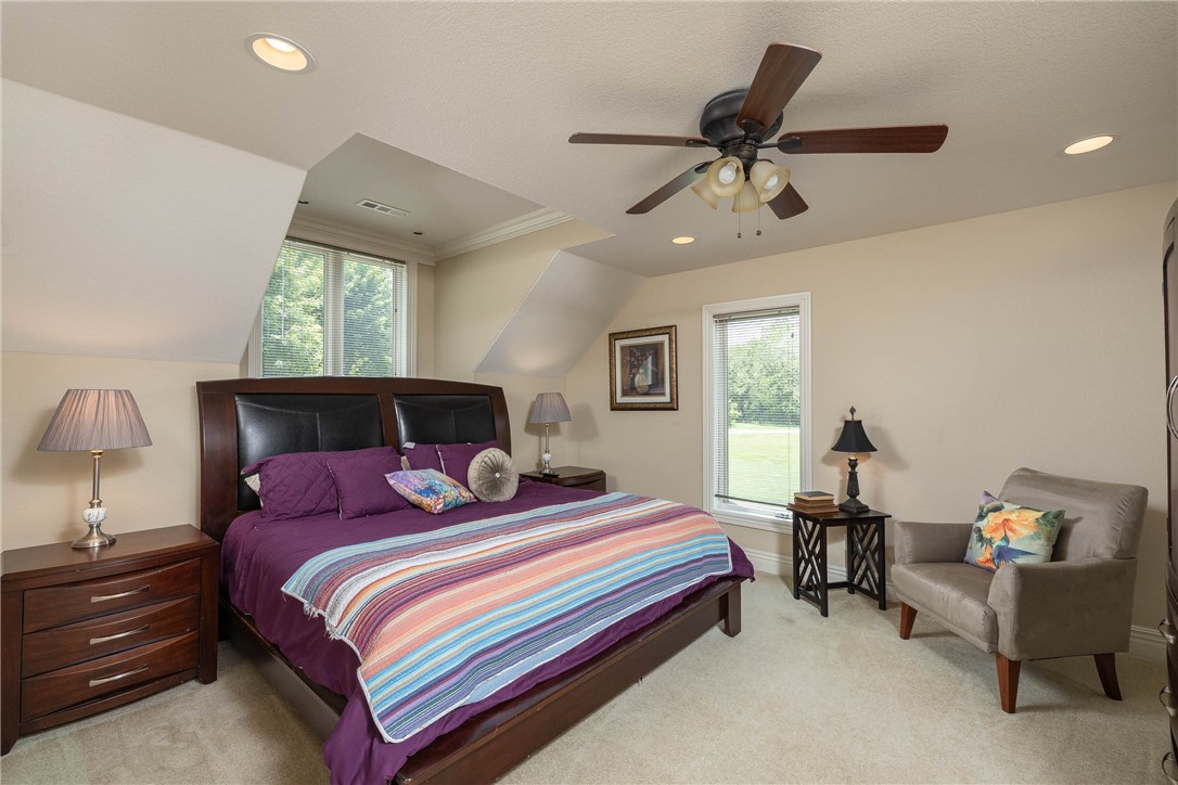 Knolls - Residential