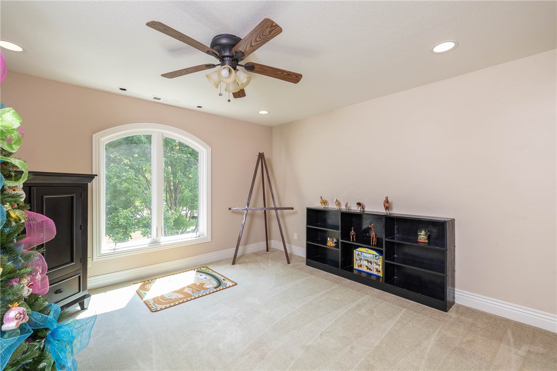 Knolls - Residential
