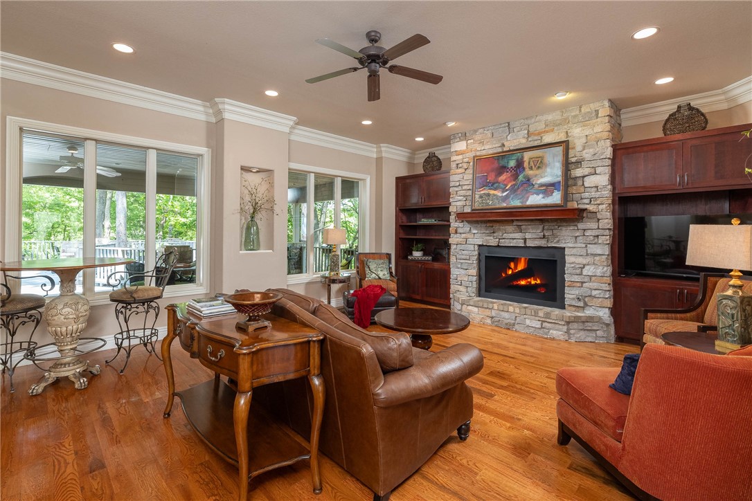 Knolls - Residential