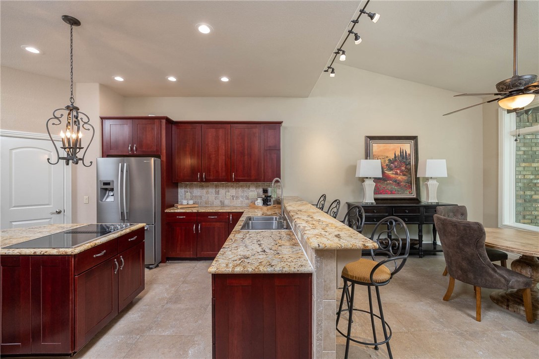 Knolls - Residential