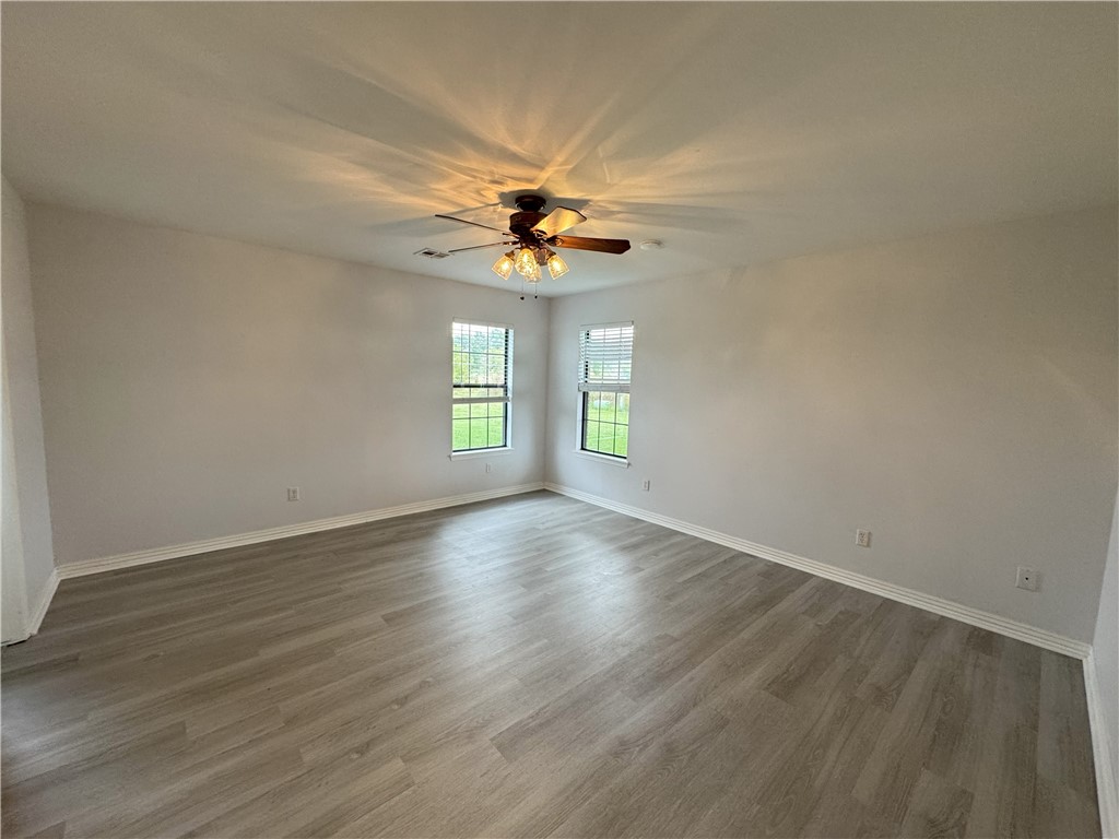 Round Prairie Estate Ph 1 Gentry - Residential Lease