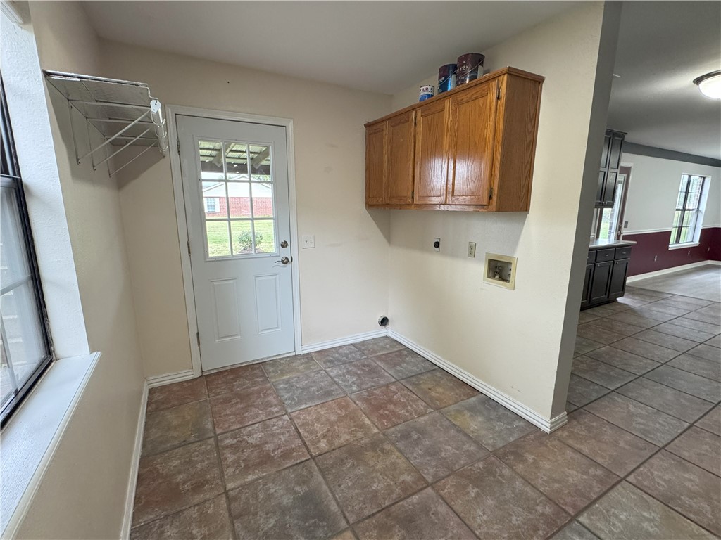 Round Prairie Estate Ph 1 Gentry - Residential Lease