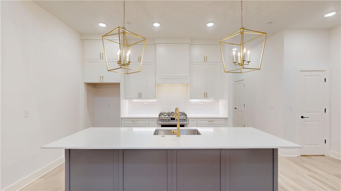 Bellview Place Rogers - Residential