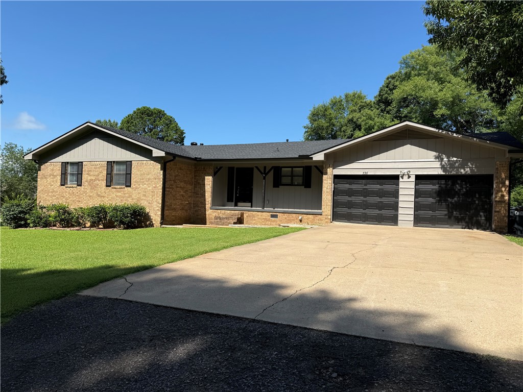Stunning fully remodeled 3-bedroom, 2-bath home-transformed top to bottom in 2025! Virtually everything is brand new: roof, gutters, privacy fence, deck, appliances, flooring throughout- you name it! Located in a beautiful Skyline neighborhood, this home combines modern updates with timeless charm. Enjoy summer to the fullest with a sparkling pool featuring a band new liner and filter- ready for immediate use. Don't miss this turnkey gem!