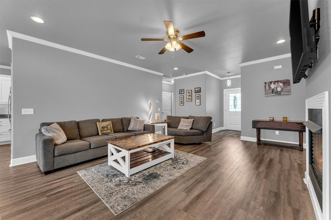 RUTHWELL SUB-BVV - Residential Lease