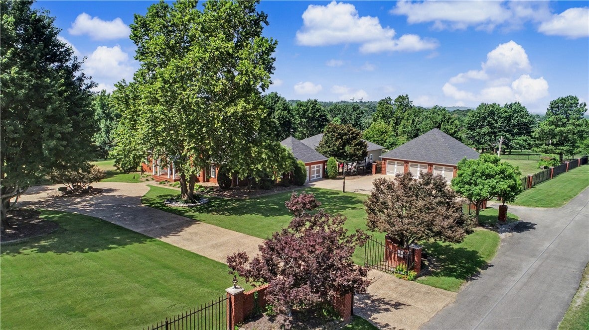 3789 N Sassafras Hill Road