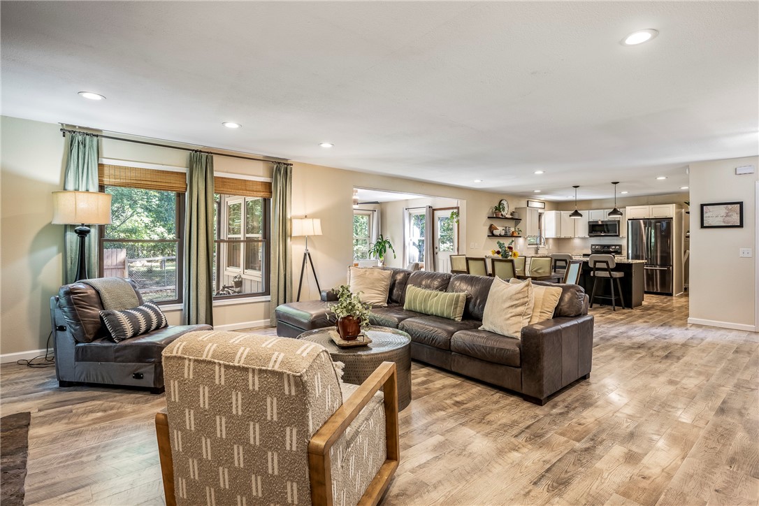 Lands End Sub Bvv - Residential Lease