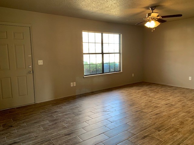 Eastview Sub Rogers - Residential Lease