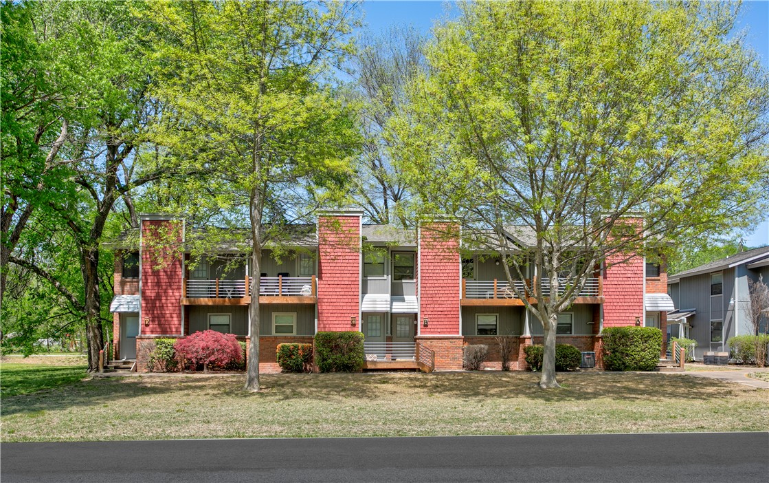 Couchs Addition - Residential Lease