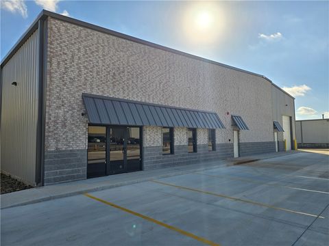 Photo of 428 Industrial Drive, Tontitown, AR 72762 (MLS # 1328691)