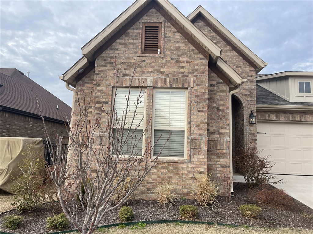 Beautiful 3 bedroom, 2 bath, 2 car garage in one of the best established communities. Walking distance to School. Granite counters thru out, upgraded SS appliances to convey. Lawn Care/Irrigation are provided in rent. Fenced yard, Storage space, fan, Kitchen island, pantry, window coverings, wood,tile & vinyl floors.