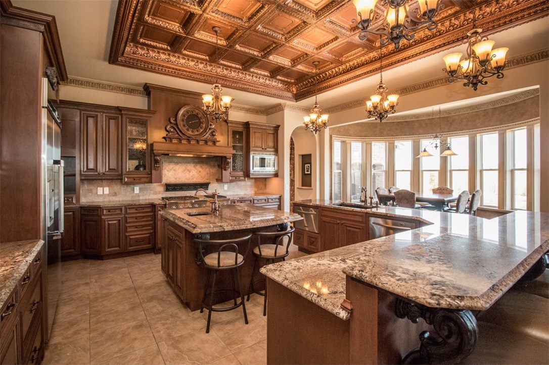 Churchill - Residential